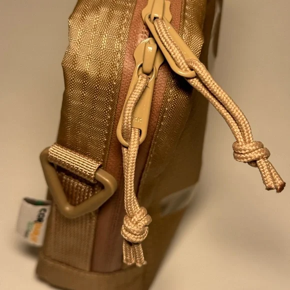 Supreme Neck Pouch - Picture 7 of 7